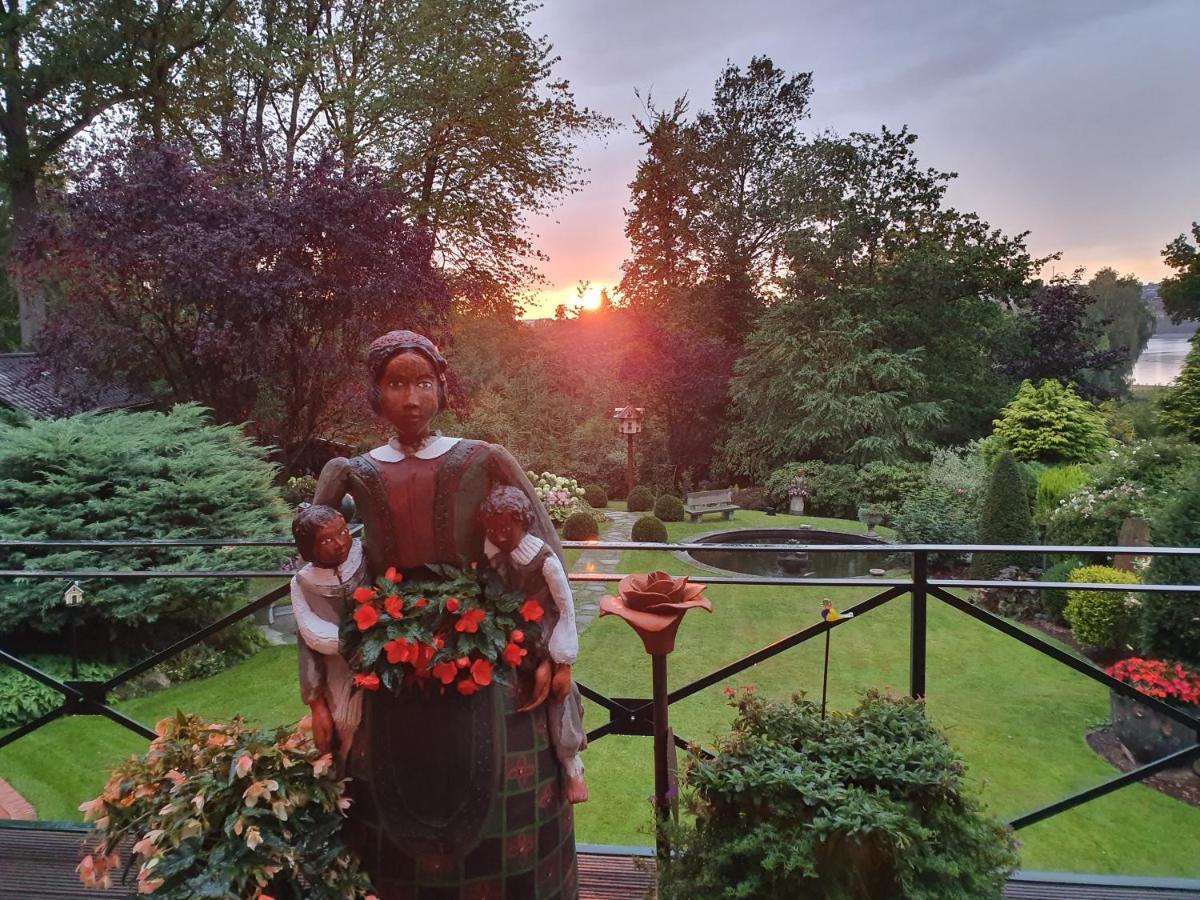 Ferien Im Koenigshaus Appartement Möhnesee Buitenkant foto